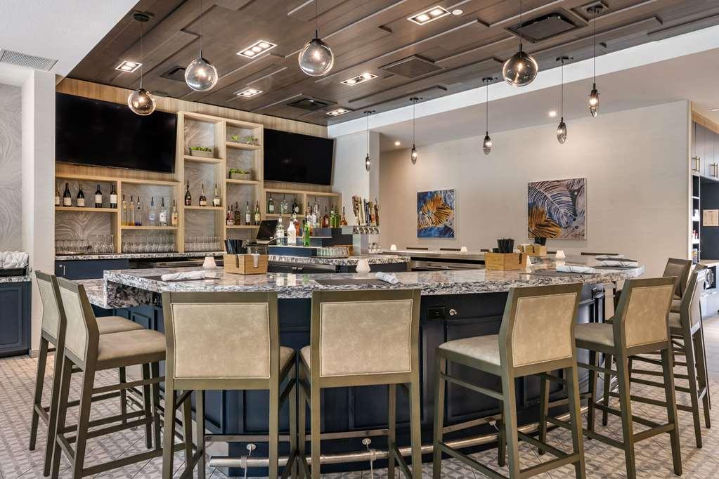 Cambria Hotel Orlando Airport Ресторант снимка